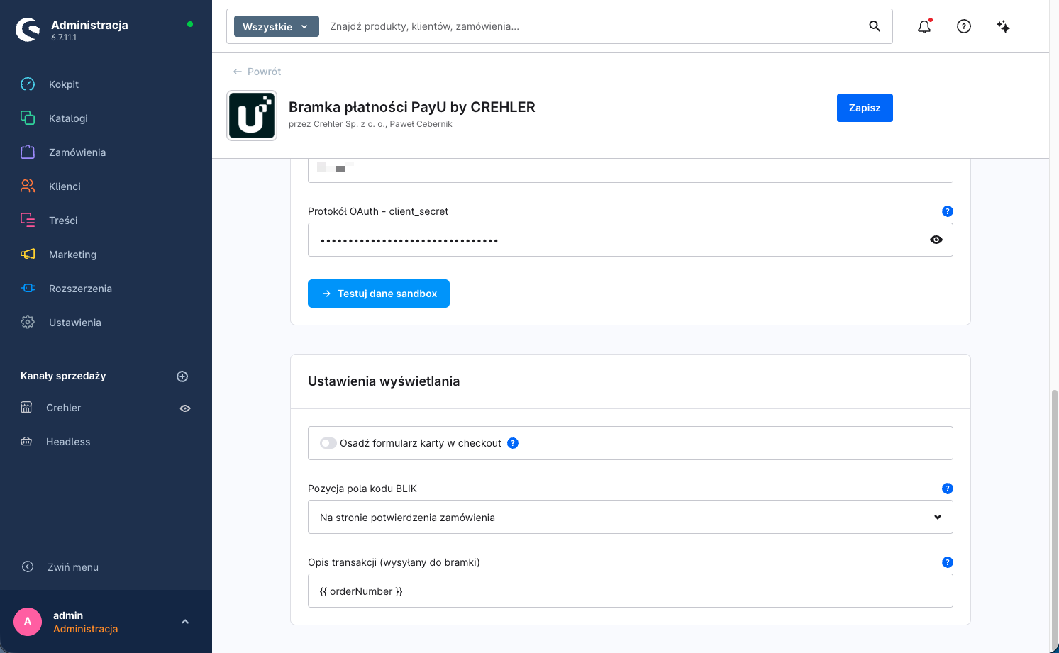 Konfiguracja wtyczki, karta Ustawienia wyświetlania — przełącznik Osadź formularz karty w checkout oraz lista Pozycja pola kodu BLIK